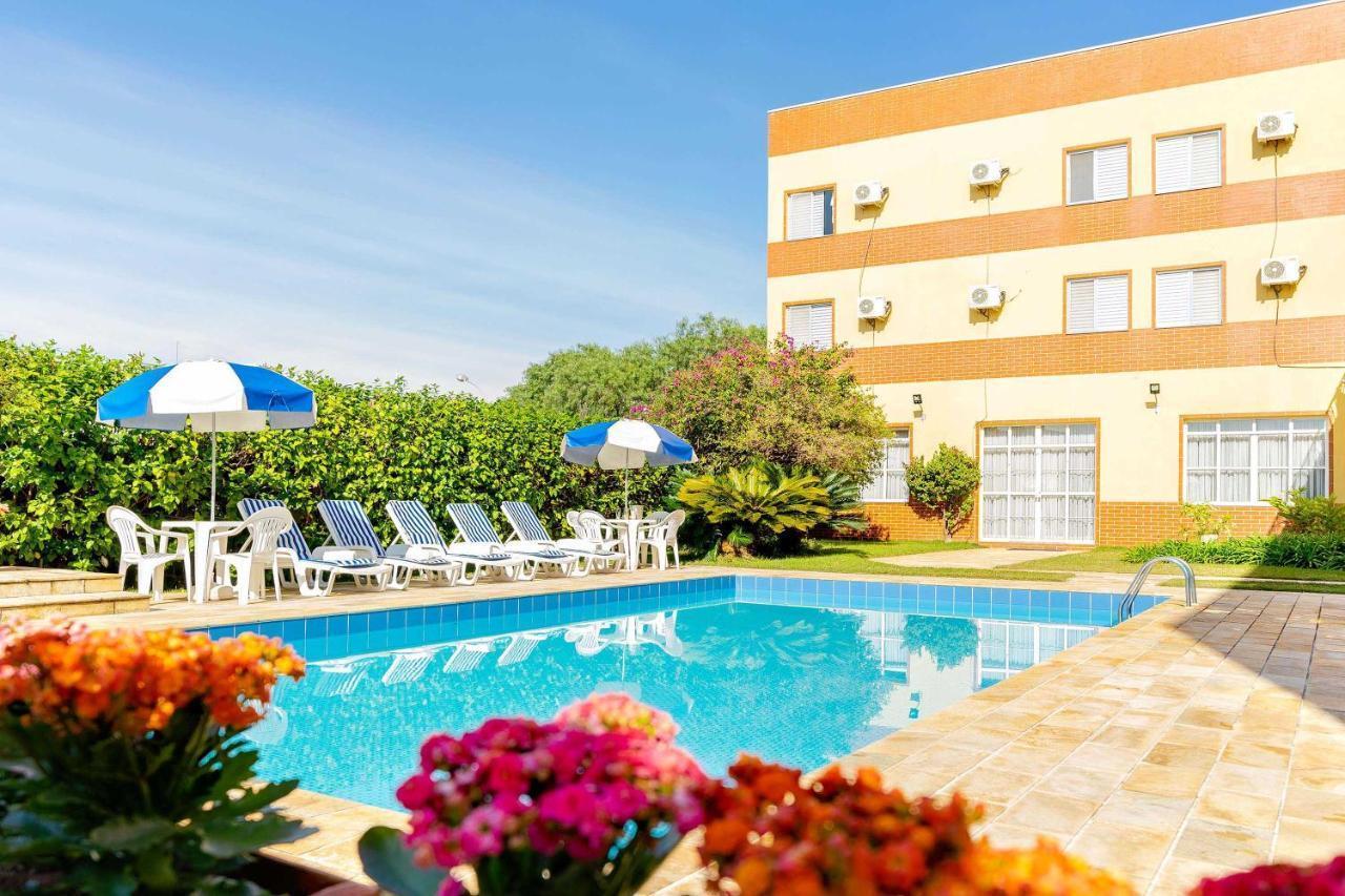 Itapetinga Hotel Atibaia Esterno foto